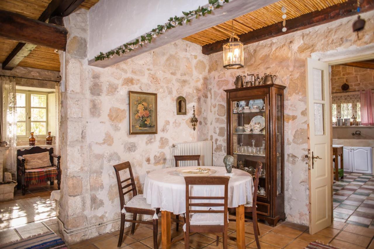 Jianni'S Villa - Stone Villa In The Greenery!! Vasilikos  Bagian luar foto