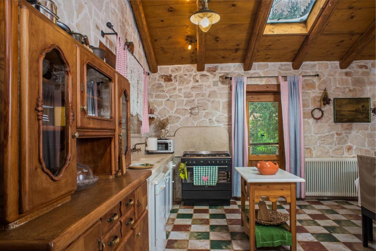Jianni'S Villa - Stone Villa In The Greenery!! Vasilikos  Bagian luar foto