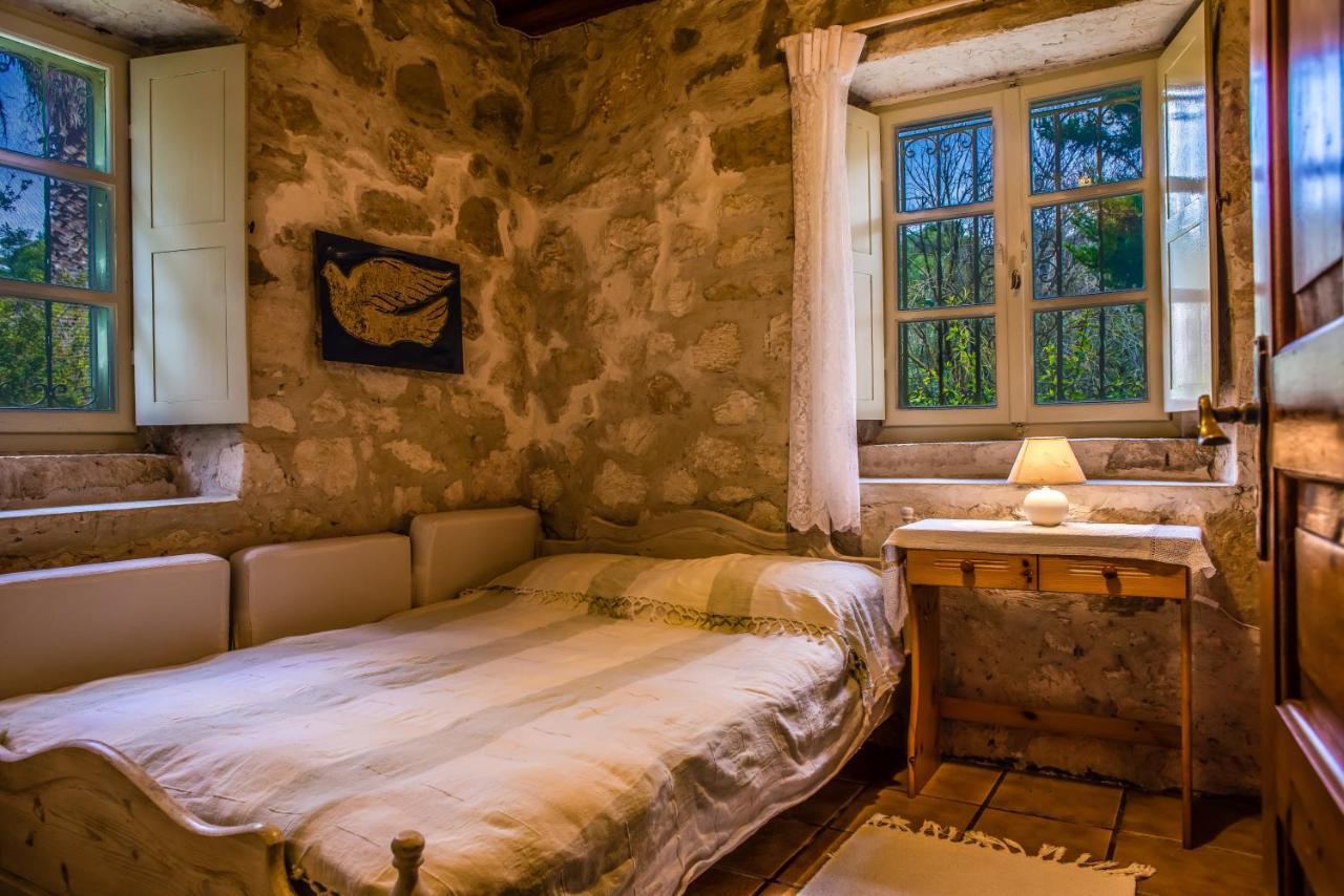 Jianni'S Villa - Stone Villa In The Greenery!! Vasilikos  Bagian luar foto
